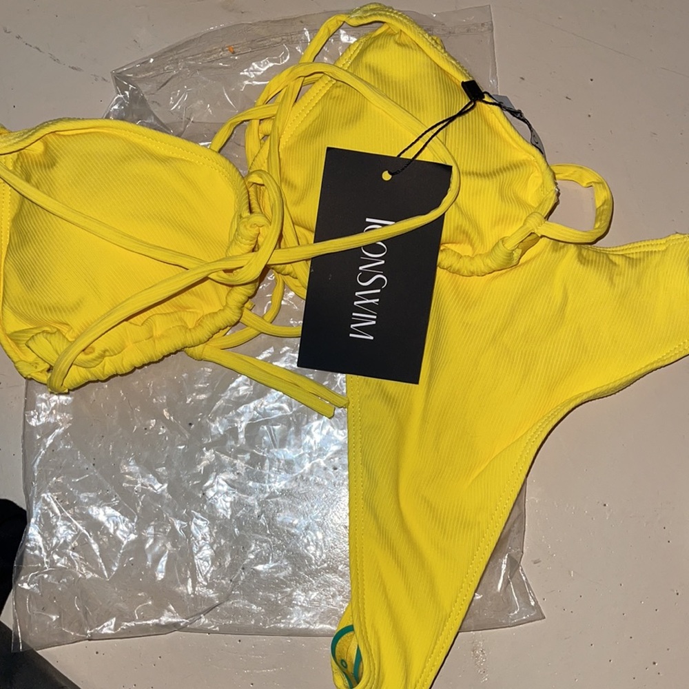 Iconswin bathing suit - Picture 2 of 2
